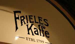 friele-kaffebar-pa-bergen-jernbanestasjon3