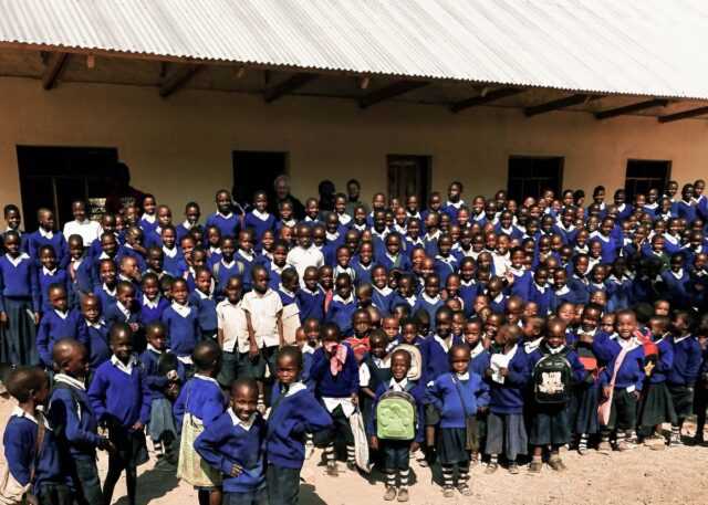 Construction of a new building for the local primary school at the village of Itimba