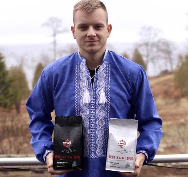 Maksym Isakov, with his roasted coffees (photo granted)
