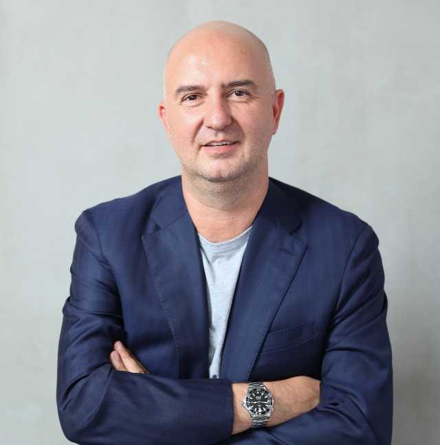 radu savopol